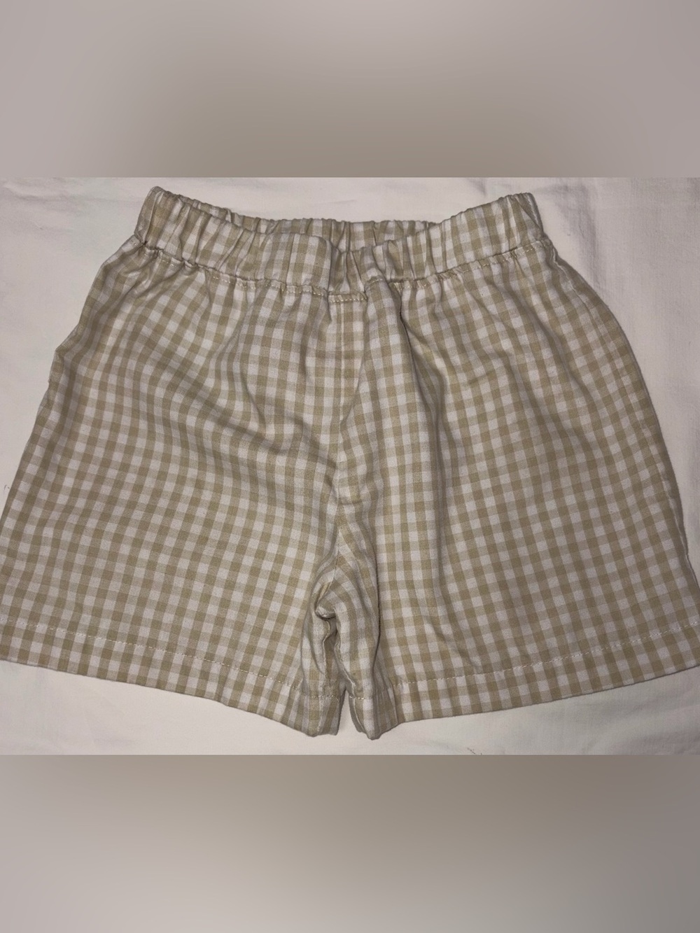 The Beaufort Bonnet Co fully lined tan checked Sheffield Shorts sz 4T EUC